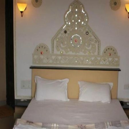 Toran Resort Бхудж Экстерьер фото